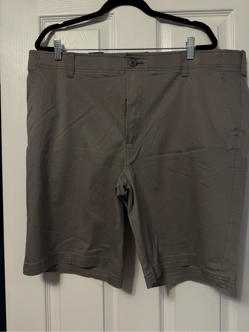 Men's Lee Extreme Motion Casual Stretch Shorts - Gray Size 40